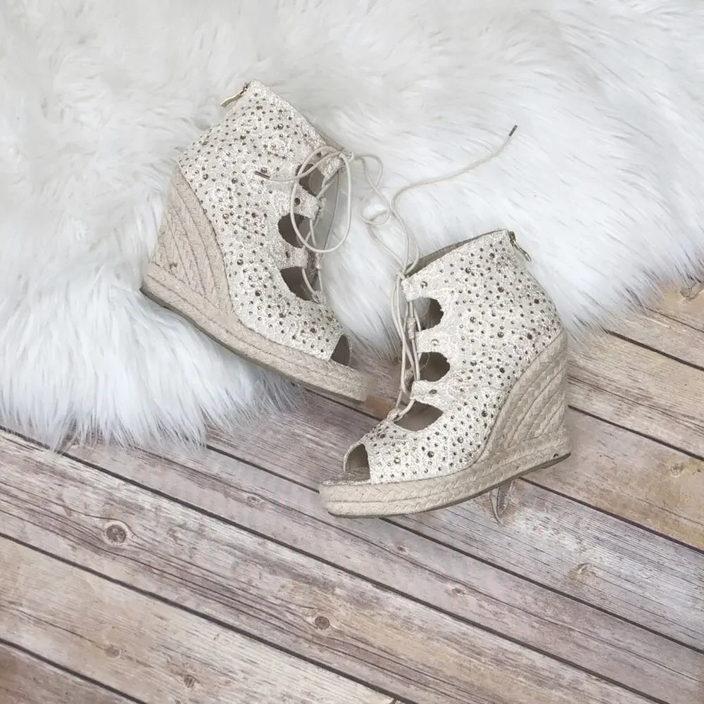 Catherine Malandrino Women's Cream‎ Espadrilles Bemecall Wedge Shoe Size 8
